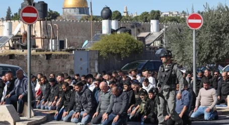 Israeli Restrictions Prevent Thousands Muslims from Attending Friday Prayers at Al-Aqsa