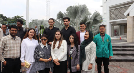 10 Afghan Students Receive Scholarships in Indonesia