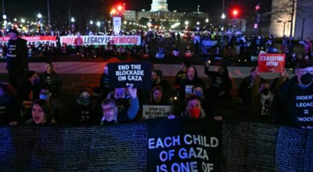 Large Protesters Demanding Gaza Ceasefire Disrupt Biden’s State of Union Address