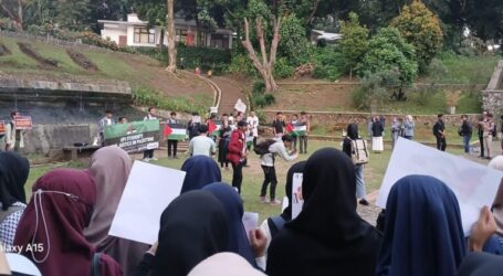 Commemorating Nakba Day, Hundreds of Indonesian University Students Condemn Israeli Genocide