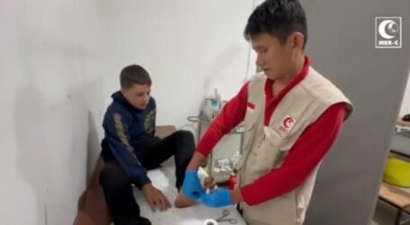 MER-C Volunteers Continue Their Duty in Gaza, Treat Dozens of Patients Every Day