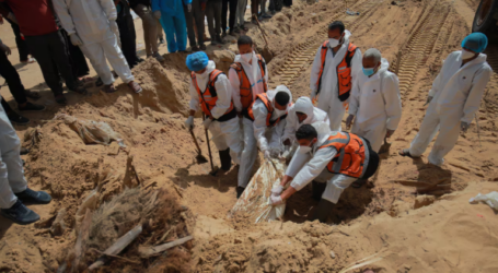 80 Bodies Buried in Mass Grave of Gaza’s Al-Shifa Medical Complex
