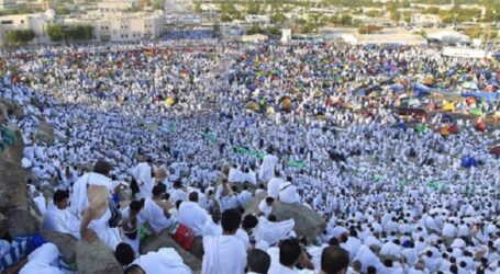 Million of Hajj Pilgrims Perform Wukuf at Arafah on Saturday