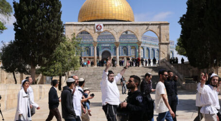 Thousands of Israeli Settlers Storm Al-Aqsa Mosque Courtyards