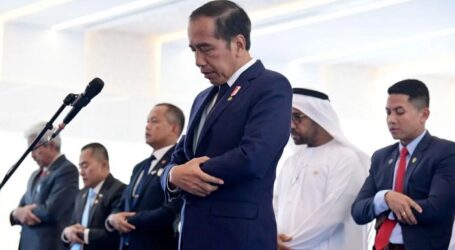 Indonesian President Perform Prayers at Joko Widodo Mosque in Abu Dhabi