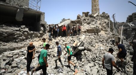 Palestinians Killed Following Israeli Airstrike on Residential Building in Gaza