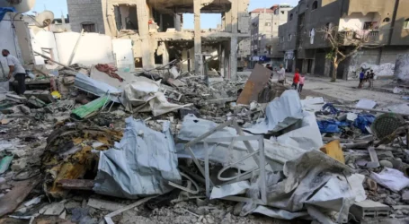 Israeli Attack on UNRWA School in Northern Gaza Kills 22 Civilians 