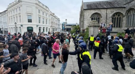 Muslim Council of Britain Urges Unity in Face of Far-right Riots