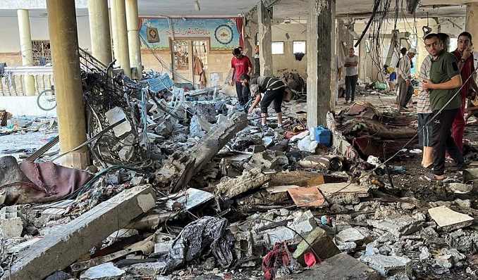 Israel attack Al-Taba'een School in Gaza (photo: Quds Press)