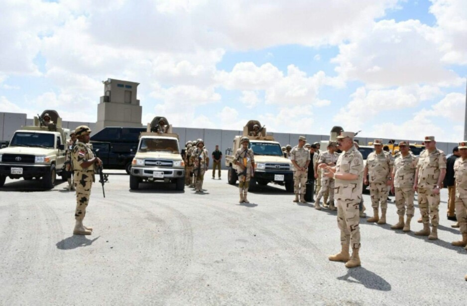 Chief of Staff of the Egyptian Army, Lieutenant General Ahmed Fathy Khalifa, made a surprise visit along the Gaza Strip border. (Photo: Egyptian media, via AJA)