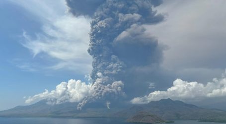 Indonesia’s Mount Lewotobi Laki-laki in East Flores Erupts