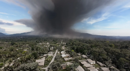 Indonesia’s Lewotobi Mount Eruption, Over 10 Thousand Evacuated