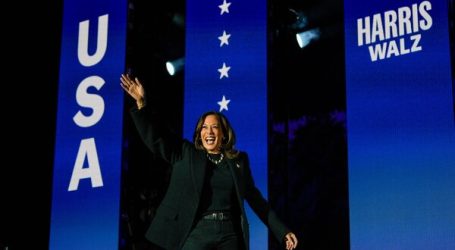 Kamala Harris Makes a Phone Call with Trump to Congratulate Him