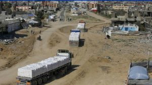 Aid Trucks in Gaza (photo: Anadolu Agency)