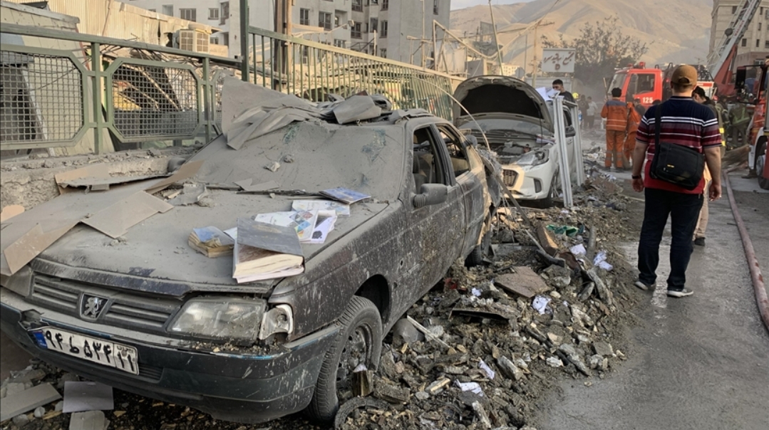 Israeli airstrikes on Iran (photo: Anadolu Agency)