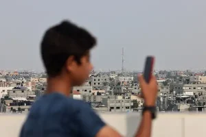 Israel Destroys 74 Percent of Gaza's Telecommunication Infrastructure (photo: Jaridah Al-Quds)