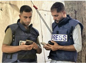 Palestinian journalists Anas al-Sharif and Mohammed Qraiqea were killed in an Israeli bombardment in Gaza. (Photo: via social media)