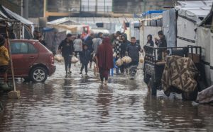Storm Worsens Humanitarian Crisis in Gaza, Flooding Displacement Camps (photo: PIC)