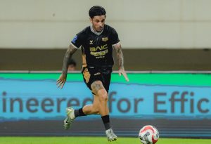 Stefano Lilipaly plays for Dewa United. (Photo: DEWA UNITED BANTEN FC)