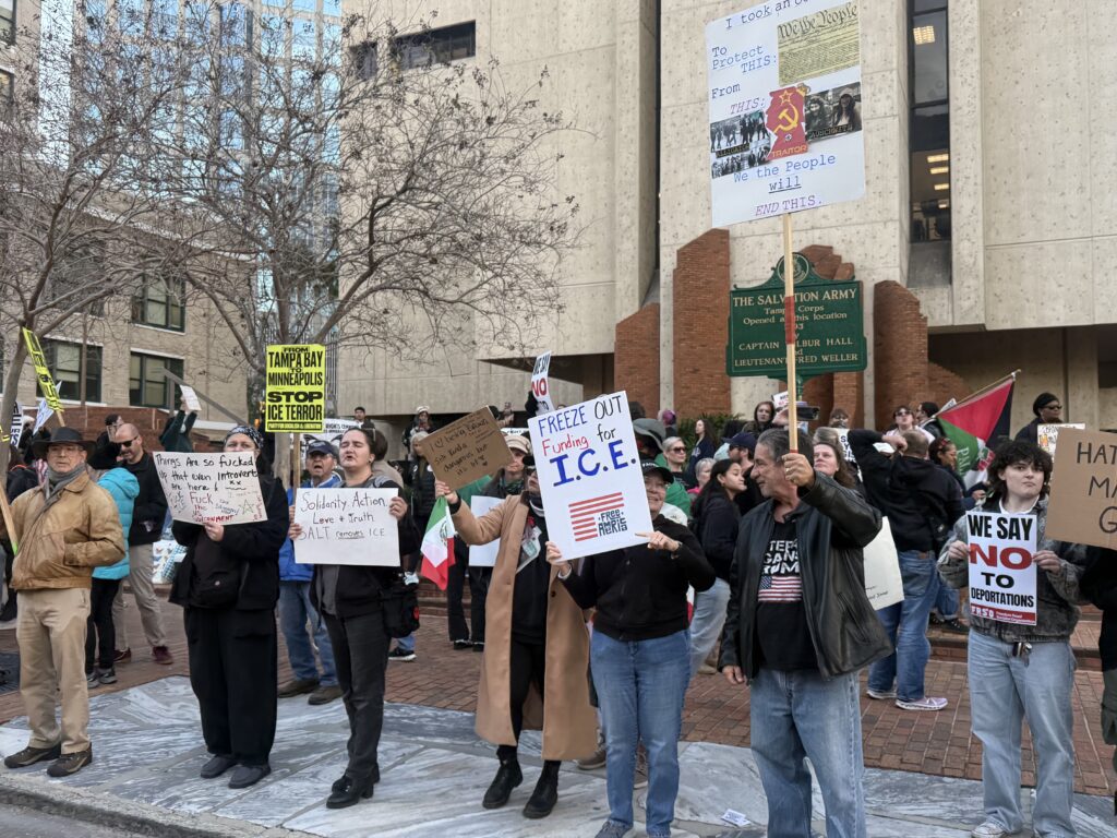 Hundreds Protest Trump Administration in Florida (photo: WMNF Radio)