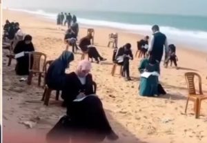 Gaza Students Take Exams on Beach After Israeli War Destroys Schools and Universities (photo: PIC)