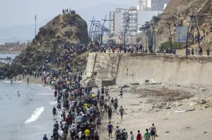 Migrants Enter Spain's Ceuta Enclave in Recent Days (photo: Anadolu Agency)