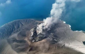 Mount of Anak Krakatau (photo: ESDM)